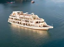 ARCADY BOUTIQUE CRUISE