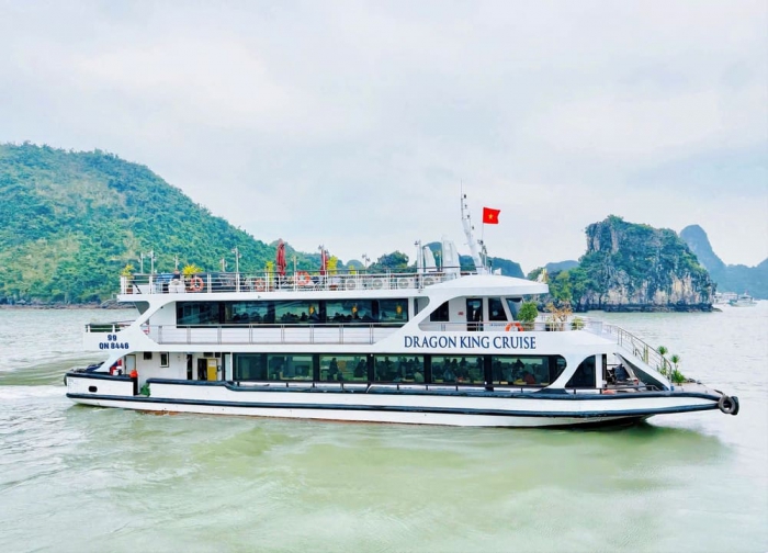 Halong Bay Full Day Middle Quality