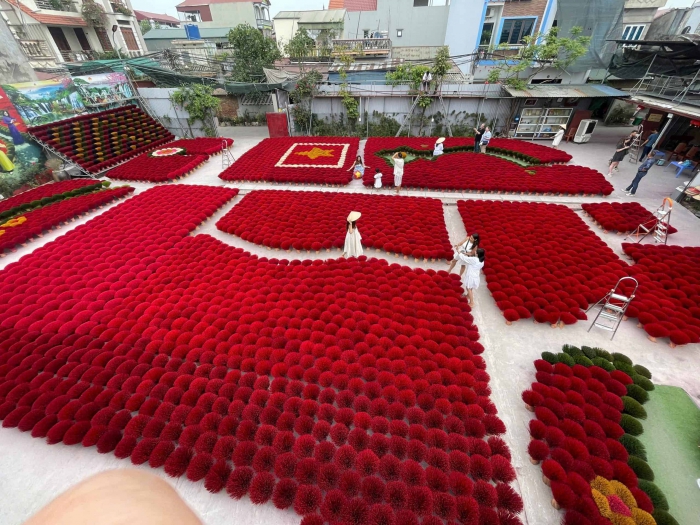 HANOI CITY - HAT VILLAGE & INCENSE VILLAGE